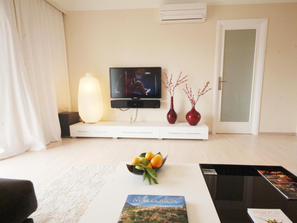 Apartment Corales De Mar, At Alcudia Beach Εξωτερικό φωτογραφία